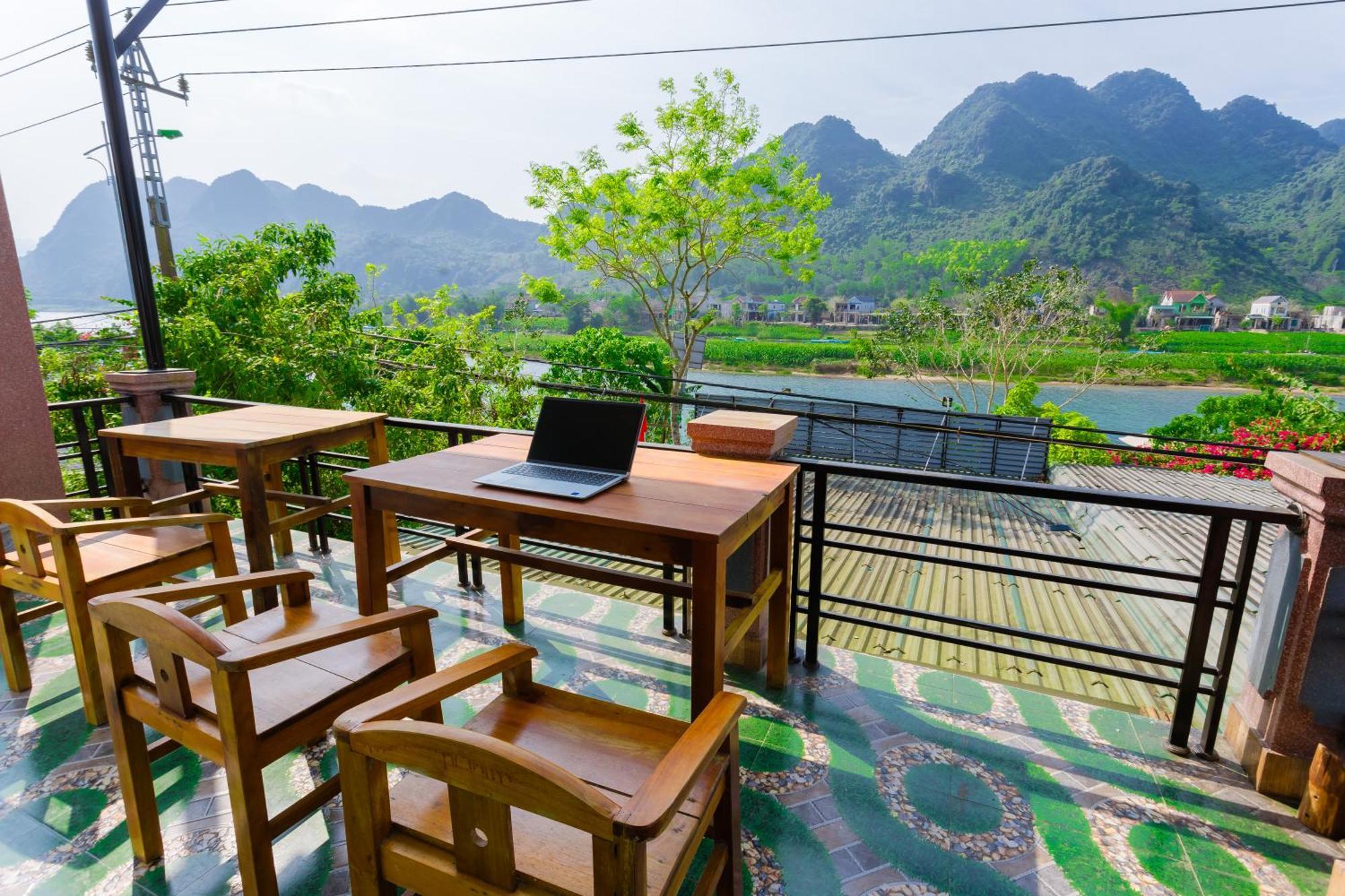 Son River Homestay ฟ็องญา ภายนอก รูปภาพ