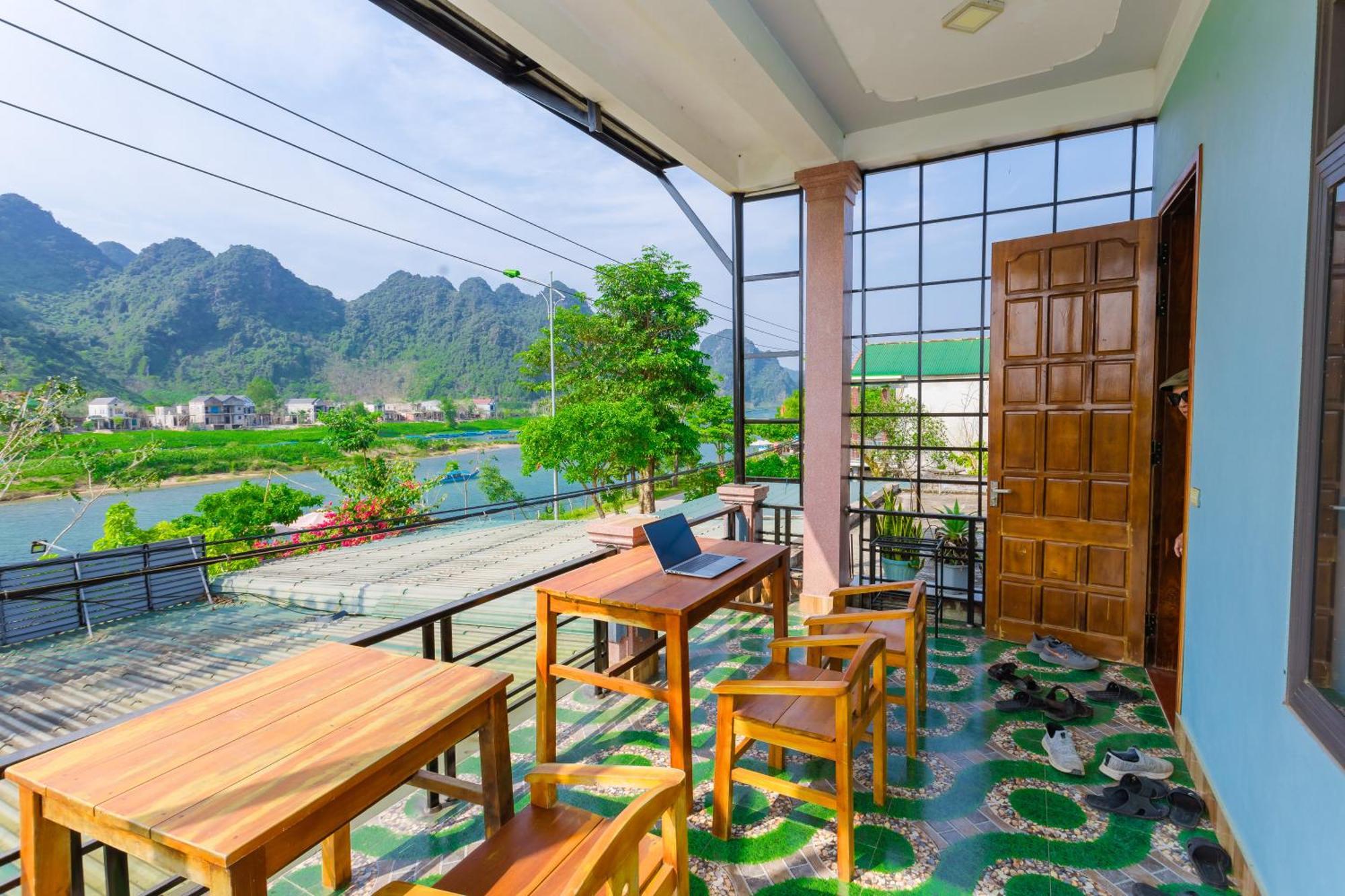 Son River Homestay ฟ็องญา ภายนอก รูปภาพ