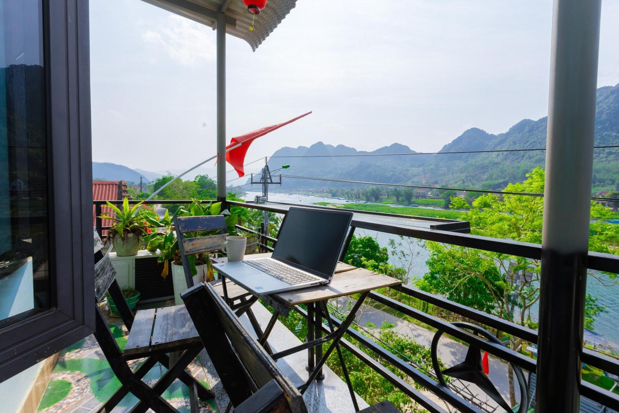 Son River Homestay ฟ็องญา ภายนอก รูปภาพ