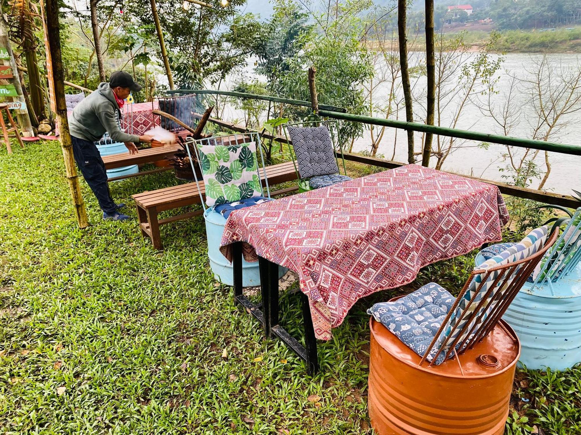 Son River Homestay ฟ็องญา ภายนอก รูปภาพ